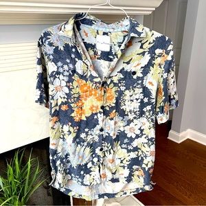 Tommy Bahama 100%‎ Silk Tropical Floral Print Button Up Top blue orange